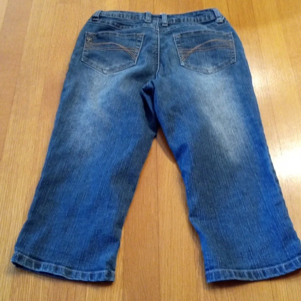 Justice Low Rise Capris Girls 12 Slim